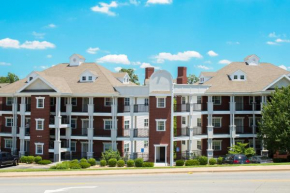 Гостиница Greensview Branson by Exploria Resorts  Брэнсон